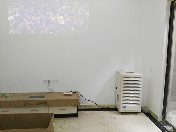 室內(nèi)家裝用除濕機(jī)