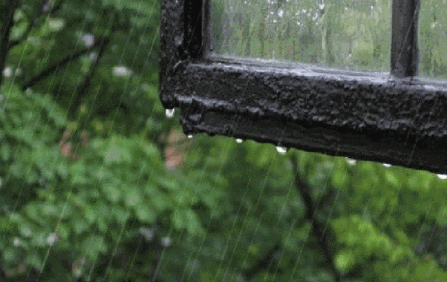 去濕用除濕機(jī)