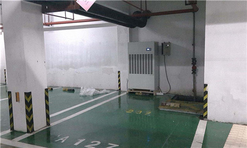 地下停車場(chǎng)除濕機(jī)1.jpg