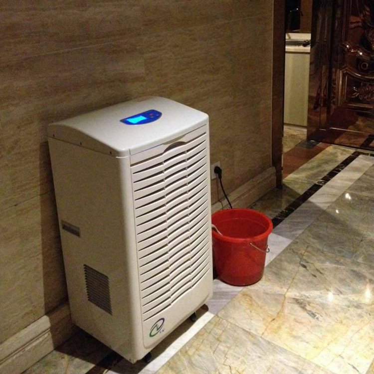 地下室抽濕機(jī)